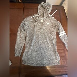 Victoria's Secret PINK Gray Knit Fabric Pullover in XS